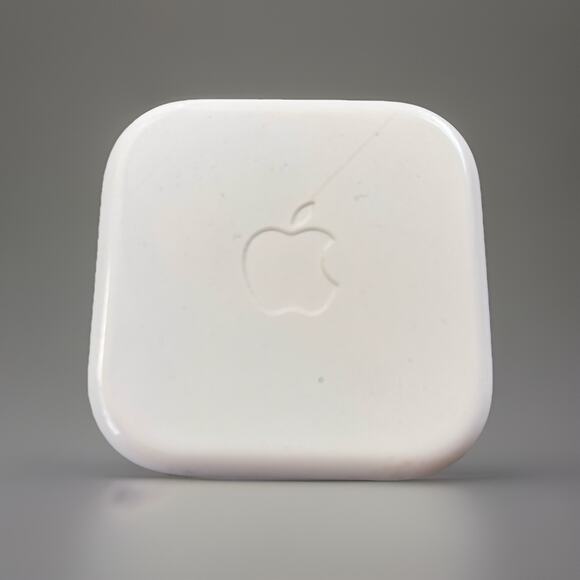 NEW Authentic Apple Wired iPhone iPad IPod Ear Buds | White AIR Buds - Picture 2 of 2